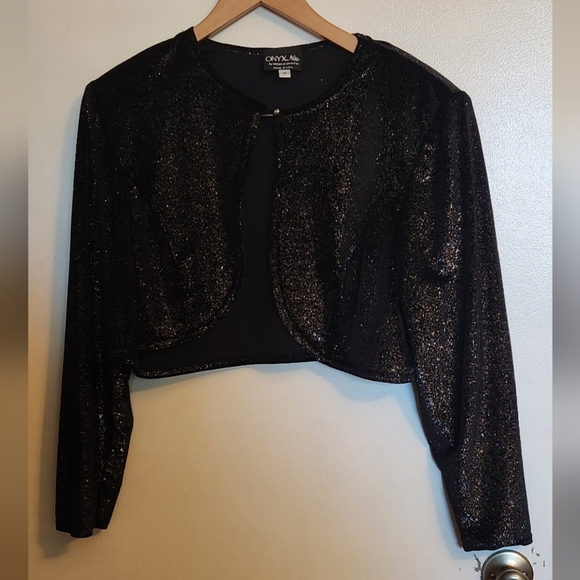 Onyx Nite Black Glitter Top - Picture 3 of 5